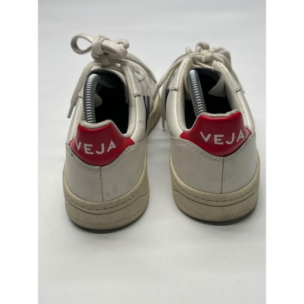VEJA Sneakers Women's‎ Size 9 White Leather Low Top Casual Lace-Up Shoes - Picture 3 of 9